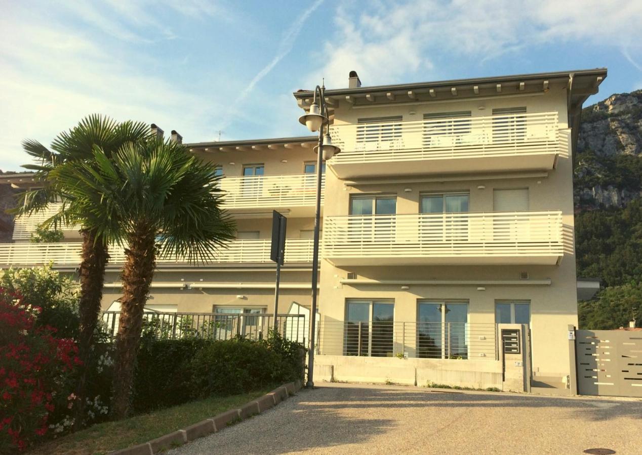 Amarillys Apartment And Rooms In Casaclima 토르볼레 외부 사진